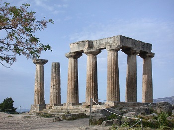 El templo corintio de Apolo