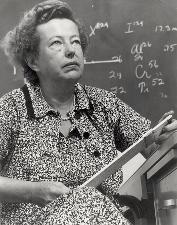 Maria Goeppert Mayer en su aula de física