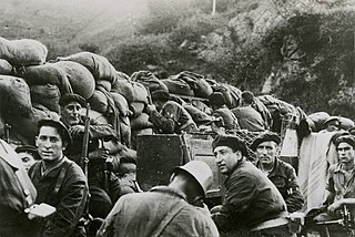 En 1936, durante la Guerra Civil Española, los civiles armados republicanos defendieron la ciudad de Irún con sus limitados recursos.