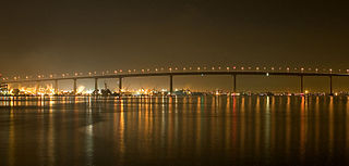 Puente coronado