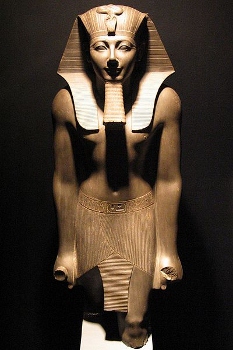 Estatua de Thutmosis III