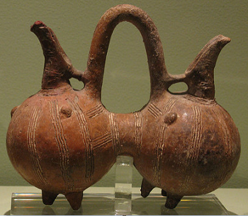 Vajilla roja pulida