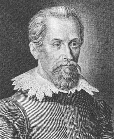 Johannes Kepler mirando hacia la derecha en una pintura de sí mismo en blanco y negro