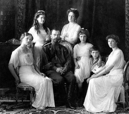 Una imagen del zar Nicolás II y su familia.