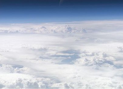 Atmósfera que tiene una mezcla de gases.