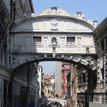 puente de los Suspiros