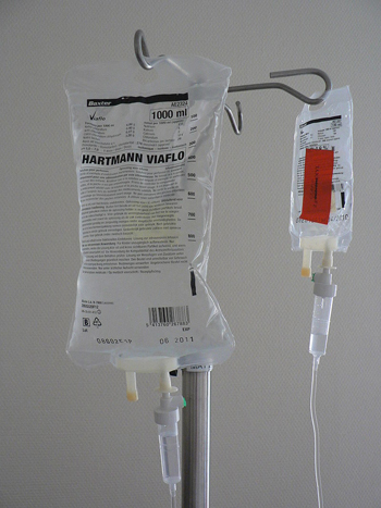 bolsa de goteo intravenosa
