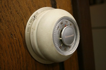 honeywell_thermostat_round_example