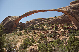 Foto del arco del paisaje