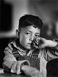 Imagen de niño cansado