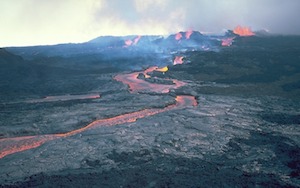 volcán activo en Hawaii