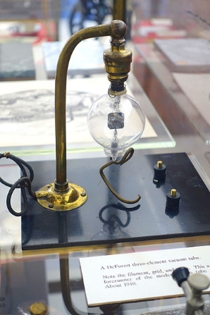 Tubo de tres elementos