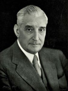 Imagen en blanco y negro de Antonio de Oliveira Salazar