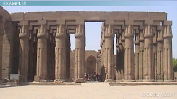 Formaciones de columnas en Luxor