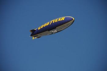 dirigible