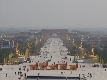 La avenida Foguang del templo Famen