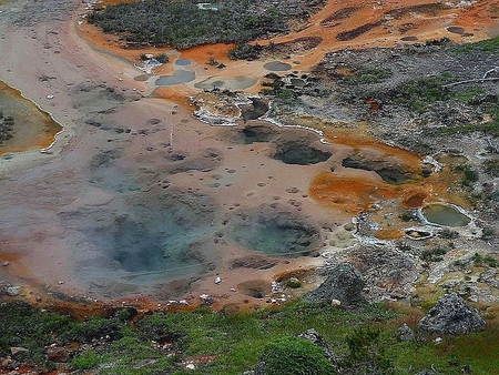 Fotografía en color de solución hidrotermal.