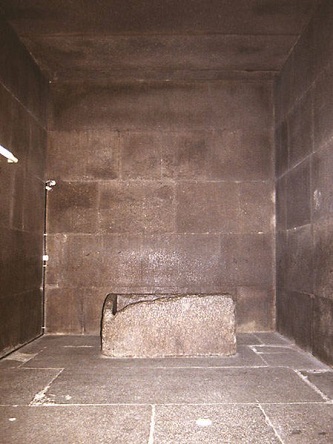 Imagen de la cámara de los Reyes dentro de la Gran Pirámide de Giza