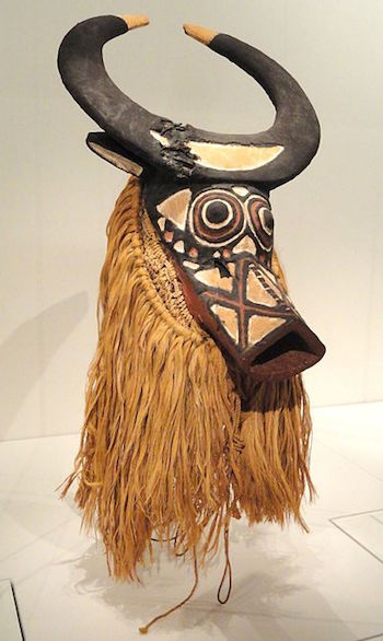 Máscara de cabeza de búfalo bwa