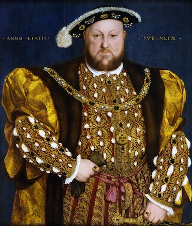 Un retrato del rey Enrique VIII con elaboradas vestimentas doradas.