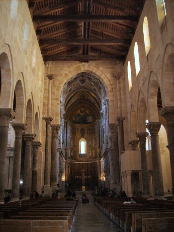 El interior de la Catedral de Cefalu