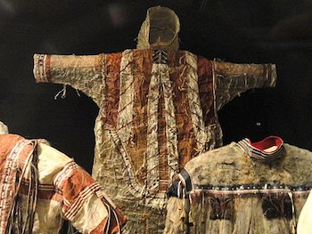 Ejemplos de ropa Yupik