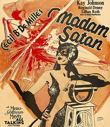 Cartel de la película con un demonio femenino
