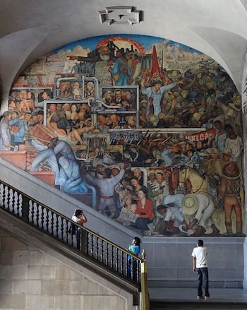 Mural de Rivera en Palacio Nacional