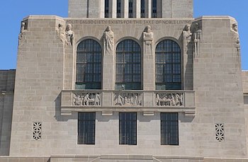 Detalle de la escultura del Capitolio del Estado de Nebraska
