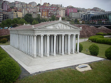 Maqueta del Templo de Artemisa