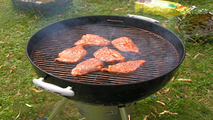 imagen de asar a la parrilla en una barbacoa