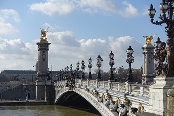 El puente Alexandre III