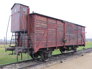 Tren a Auschwitz