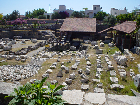 Mausoleo de las ruinas de Halicarnaso
