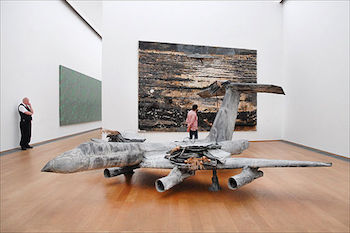 Vista de la obra de Anselm Kiefer instalada en la galería