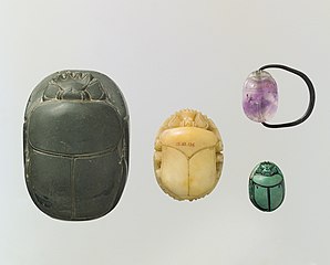 Amuletos de escarabajo