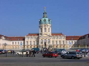 Fachada del Palacio de Charlottenburg en Berlín.