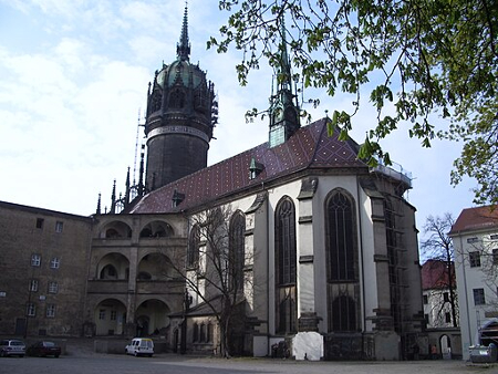 Imagen de la iglesia del castillo de Wittenberg, también conocida como Schlosskirche en alemán.