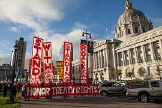 Banners de protesta de Standing Rock