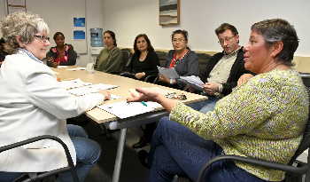 Imagen de una reunión de un grupo de apoyo