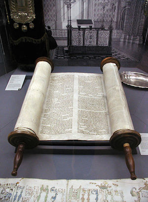 Rollo de la Torá