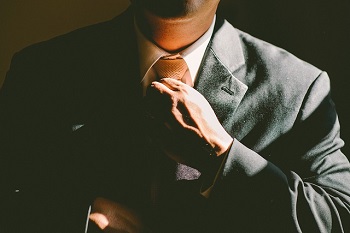 Suite_and_tie