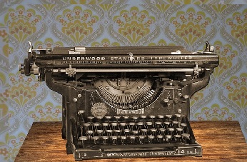 Una máquina de escribir temprana