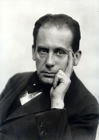 Retrato de Walter Gropius