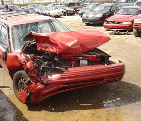 Coche destrozado