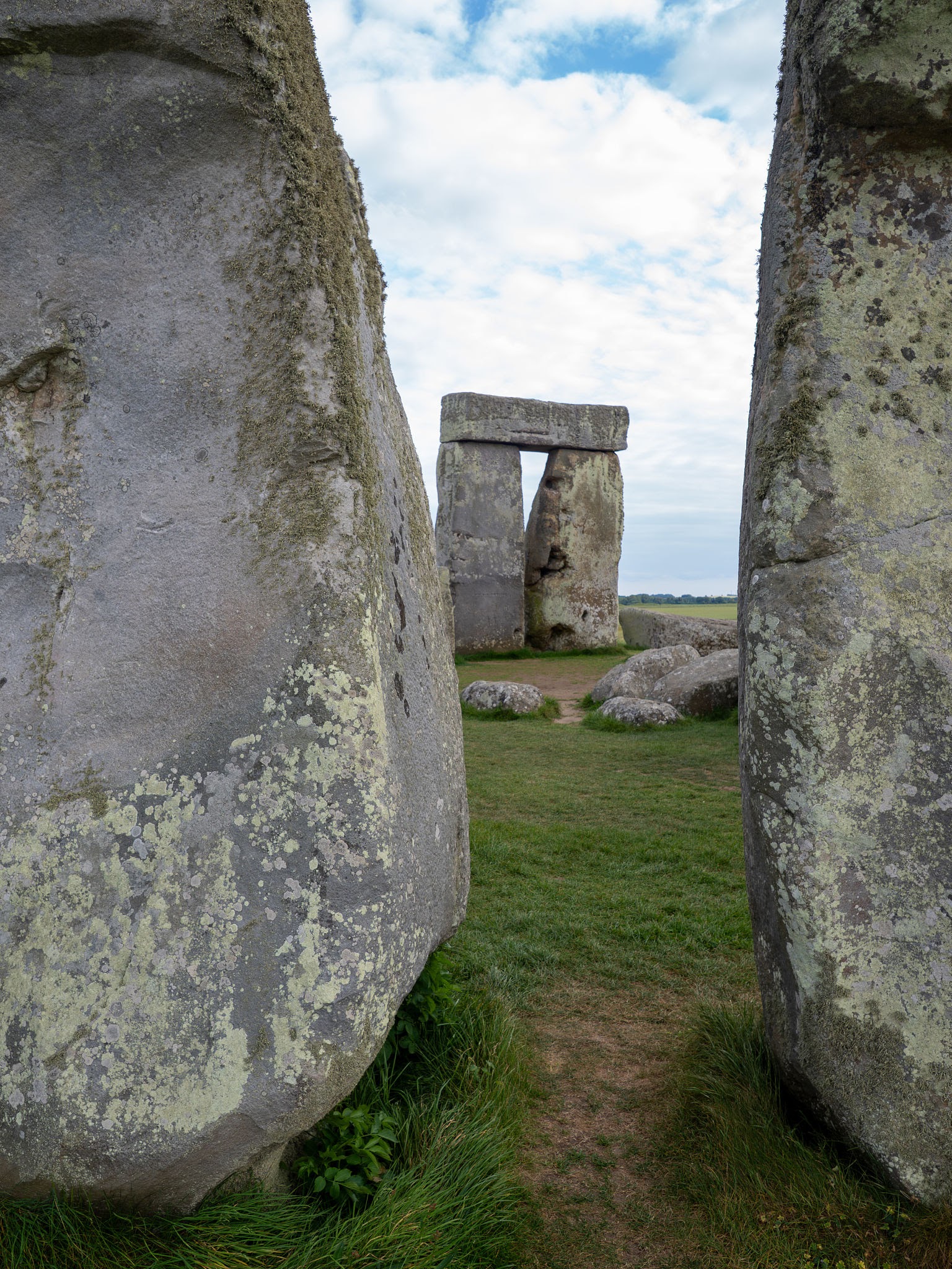 Stonehenge es el ejemplo definitivo de la ingeniería megalítica neolítica y el diseño de henge.