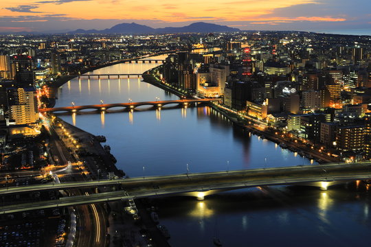  río Shinano en Japón