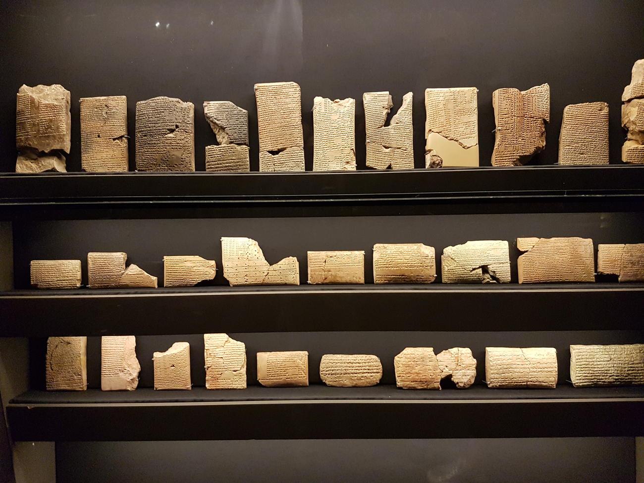 Escrituras en arsilla