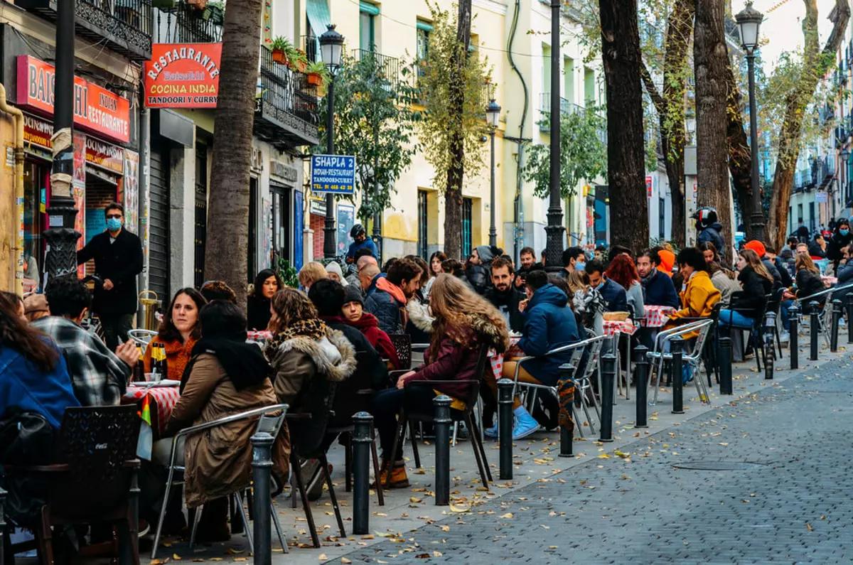 Entorno urbano y multicultural de madrid