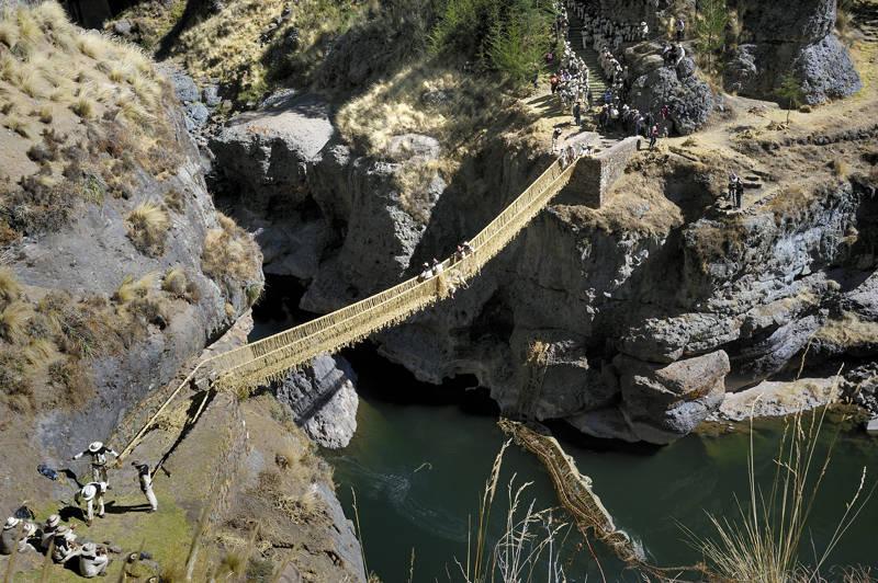 Puentes colgantes incas